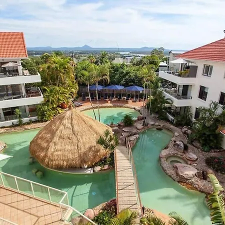 Haven On Noosa Hill - Sunset Views, Pools, Spa Exterior photo