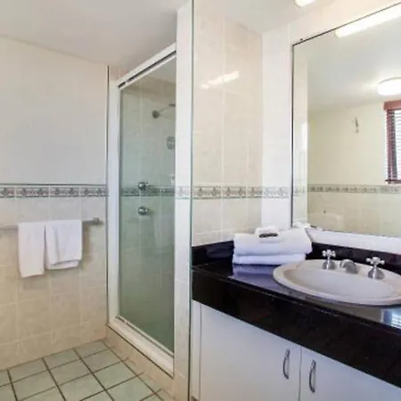 Haven On Noosa Hill - Sunset Views, Pools, Spa Exterior photo